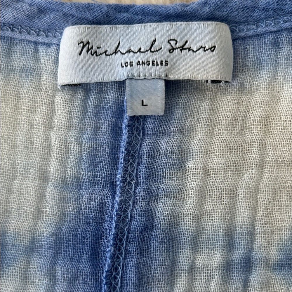 Michael Stars Blue and White Tie-Dye V-Neck Top - Picture 2 of 3
